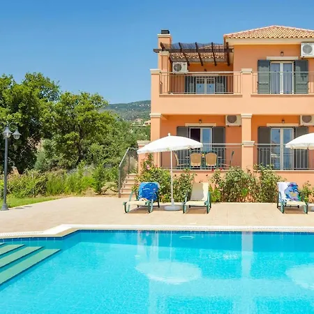 Athina Lourdas Kefalonia * トラペザキ